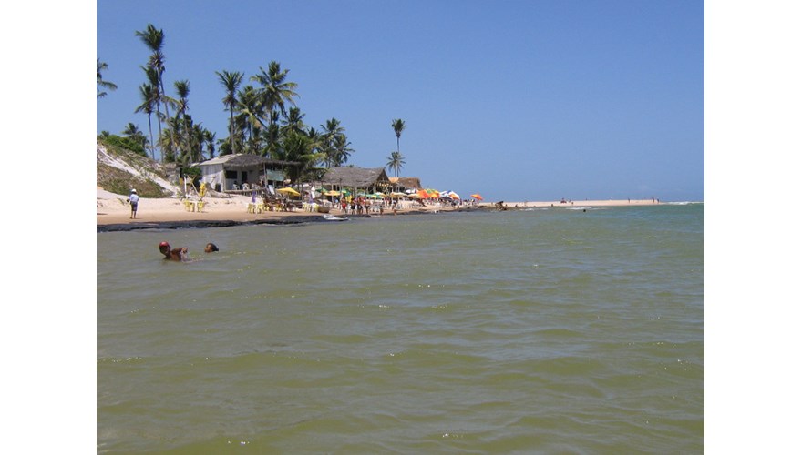 Praia de Barra do Jacuípe. ©mjb. 